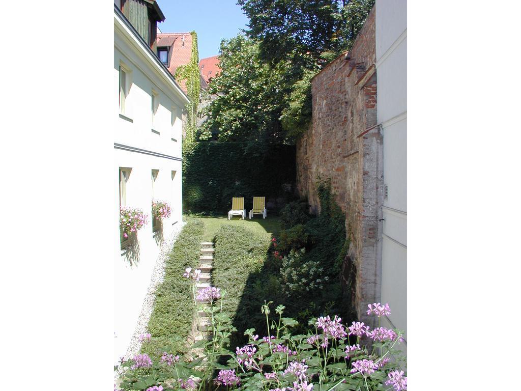Hotel Agneshof Nuernberg Bagian luar foto