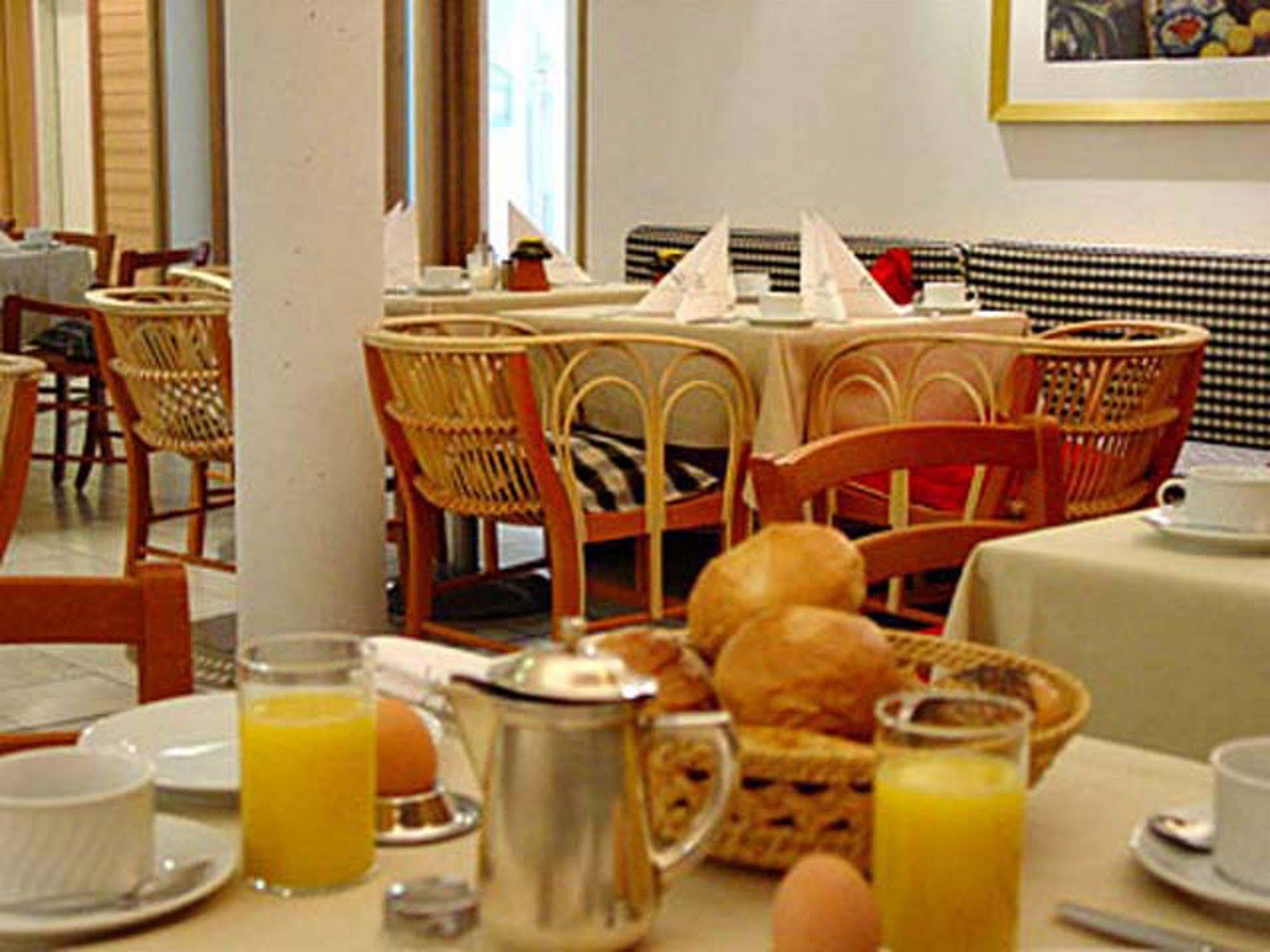 Hotel Agneshof Nuernberg Bagian luar foto